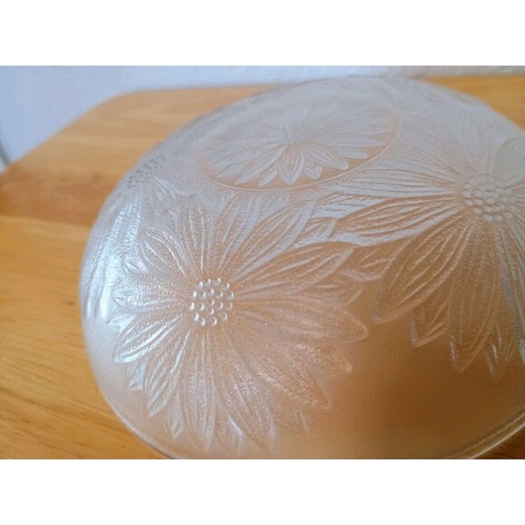 Daisy Etched Flower Glass Candy Dish Set Of 2 - Picture 5 of 5